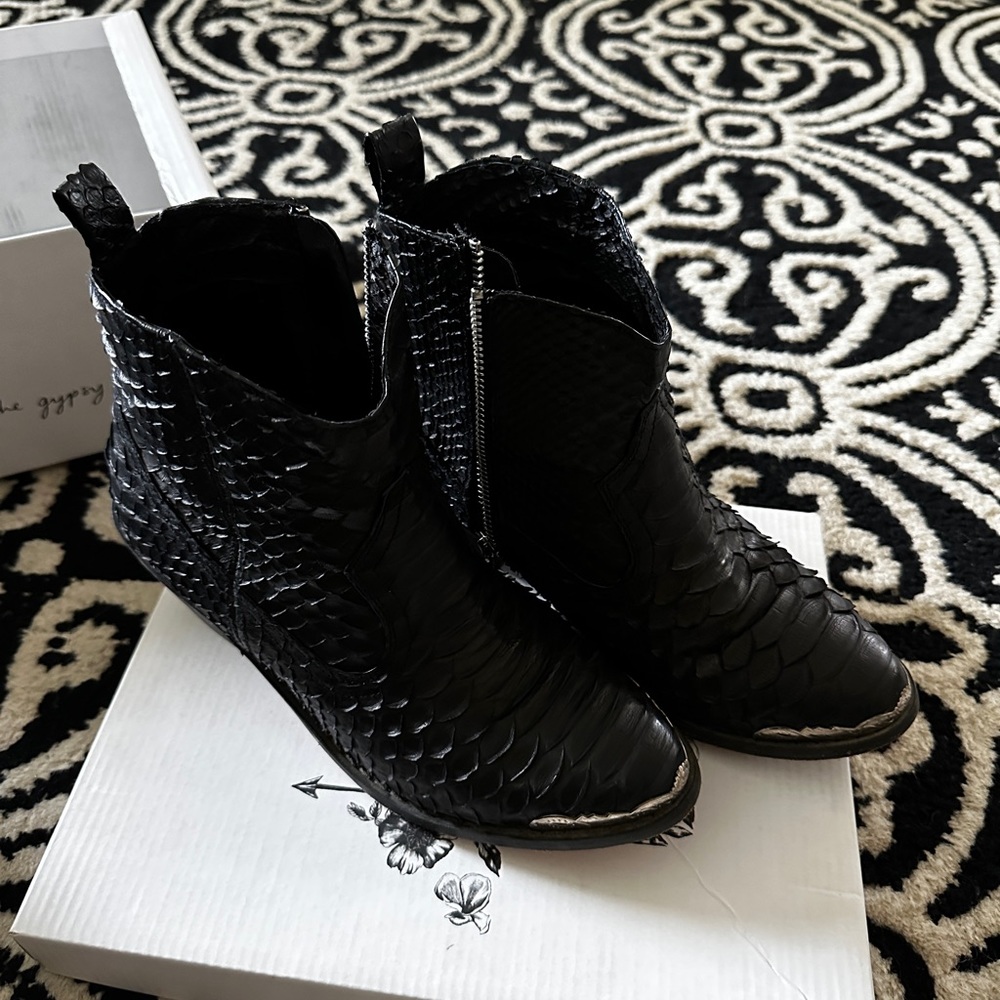 Spell Rocker western boot